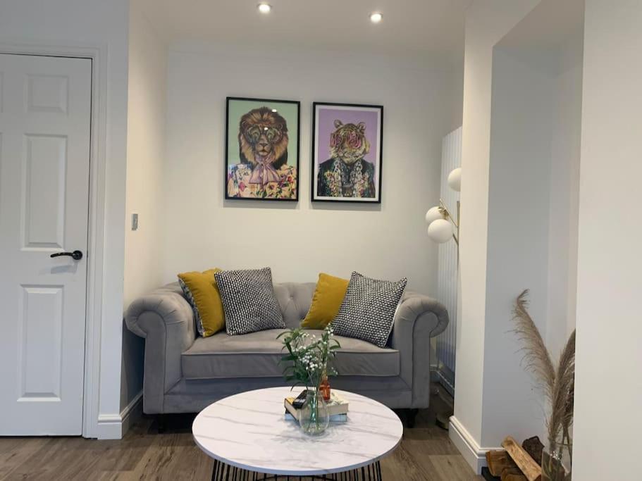 Alto - Lovely 2 Bedroom Serviced Apartment Bristol By Mint Stays Bagian luar foto